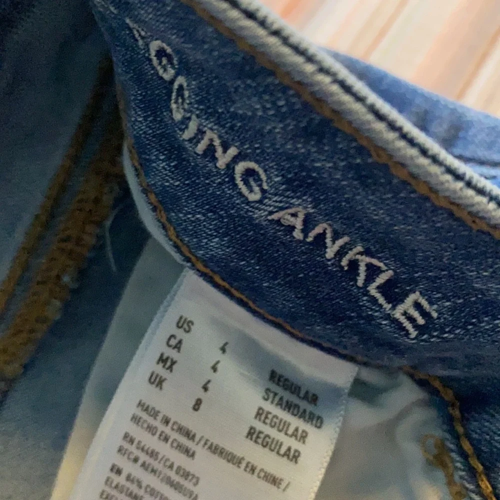 Jeans - Picture 2 of 5